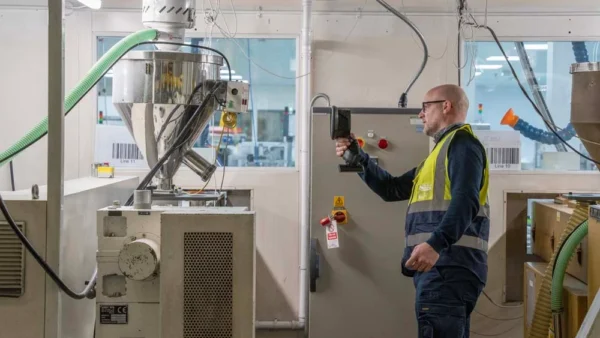 flir-si1-ld_app_hopper_feed